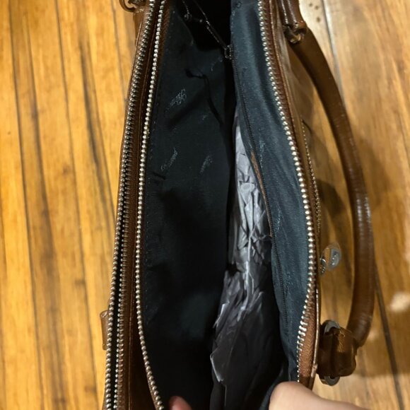 Ashwood (genuine) leather women's purse/bag (comes with long leather strap) $62 - Picture 4 of 6